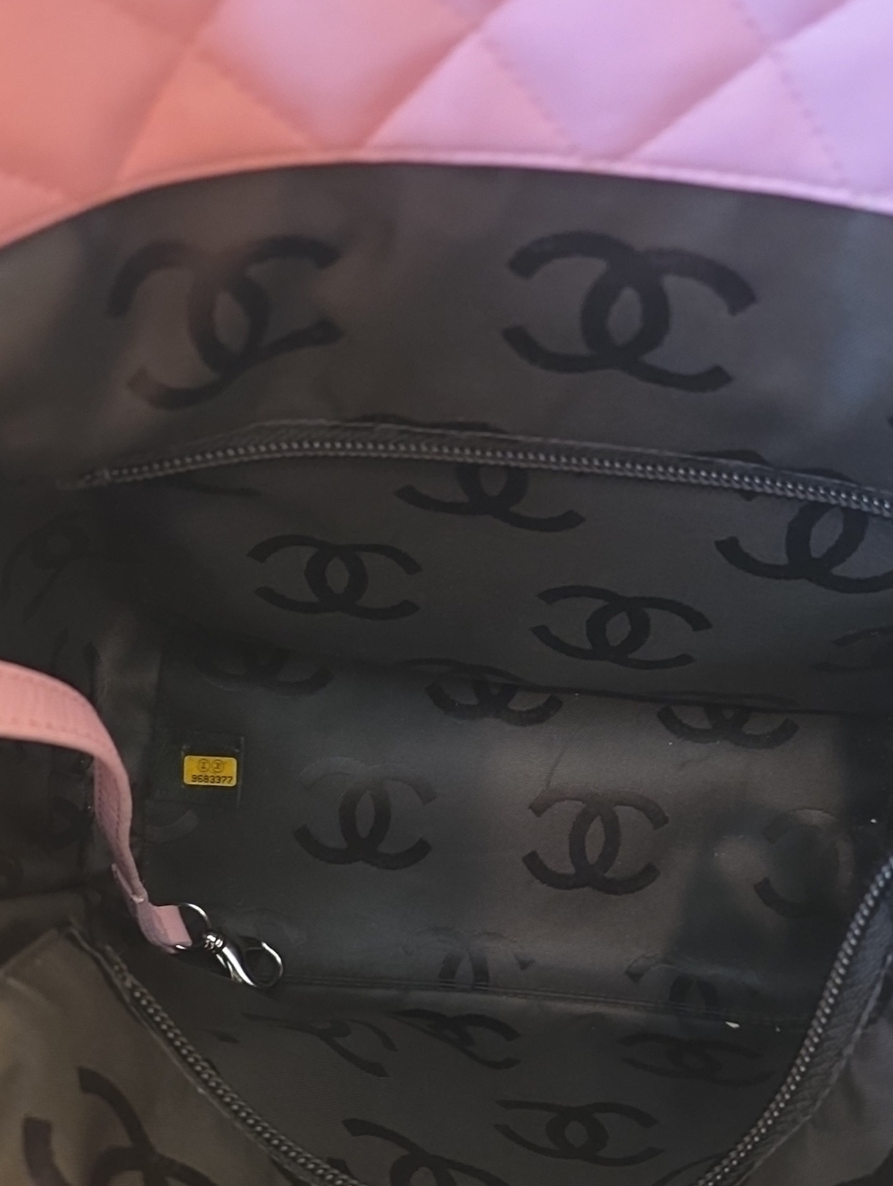 CHANEL Pink Quilted Ligne Cambon Tote - Picture 8 of 13